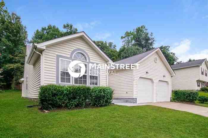 5708 Brandycrest Dr - Photo 3 of 16