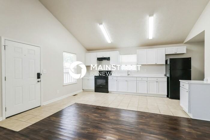 2927 Rowan St - Photo 6 of 17