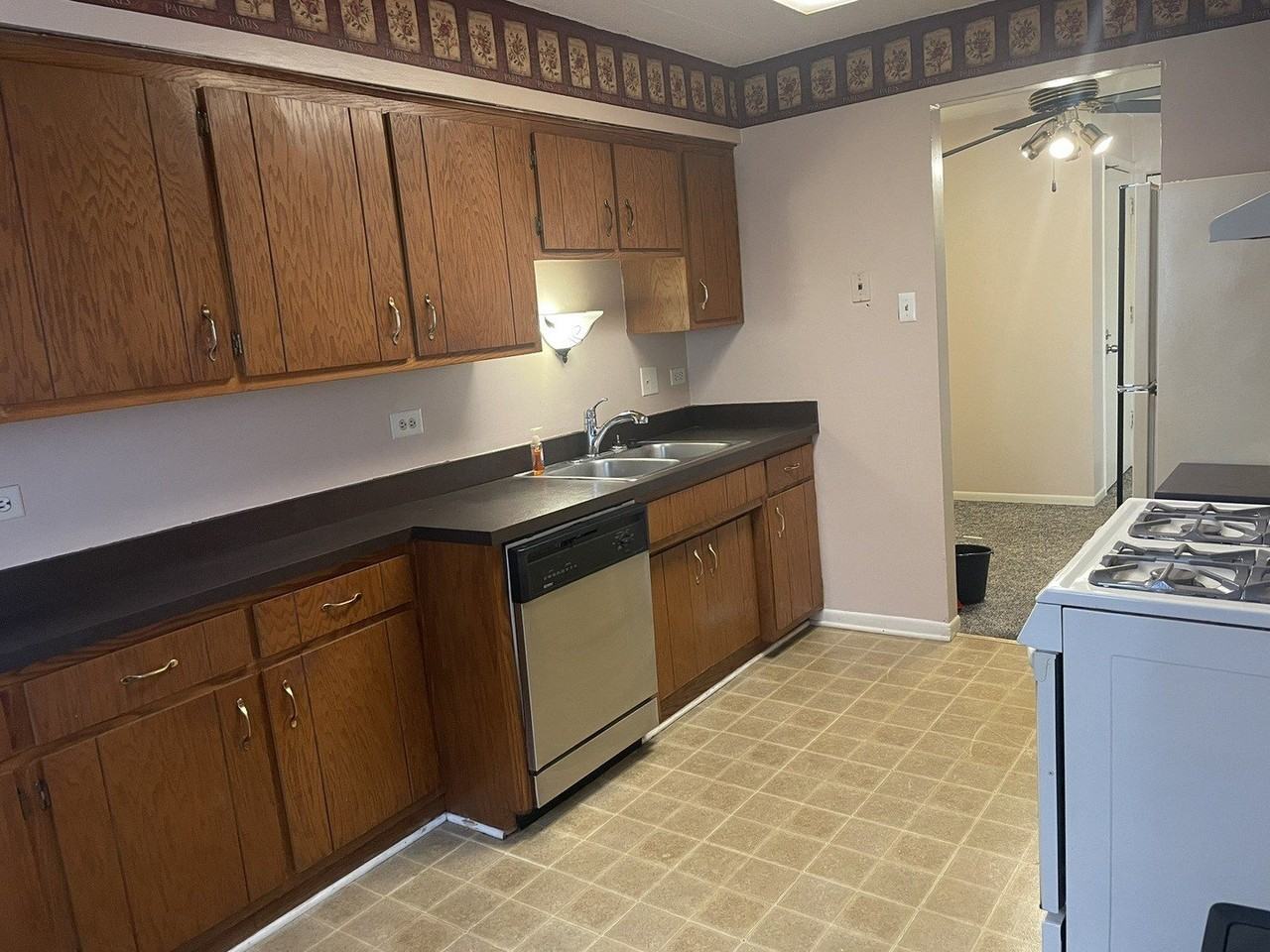 4945 Regal Ct #213 - Photo 5 of 11