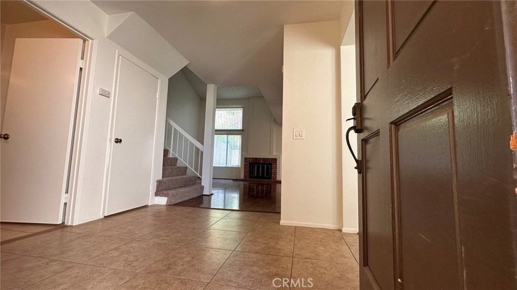 1157 S Crofter Dr - Photo 4 of 31