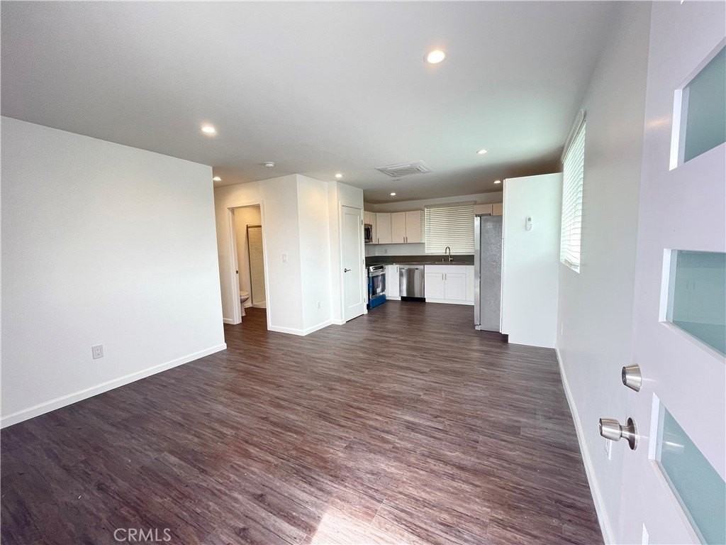 17903 Sunburst St