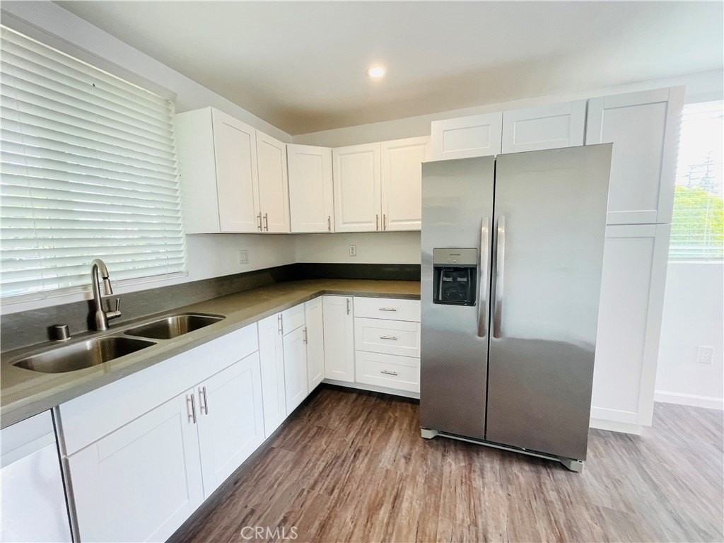 17903 Sunburst St - Photo 3 of 22
