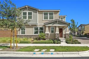 featured image of 3994 E Catalina St