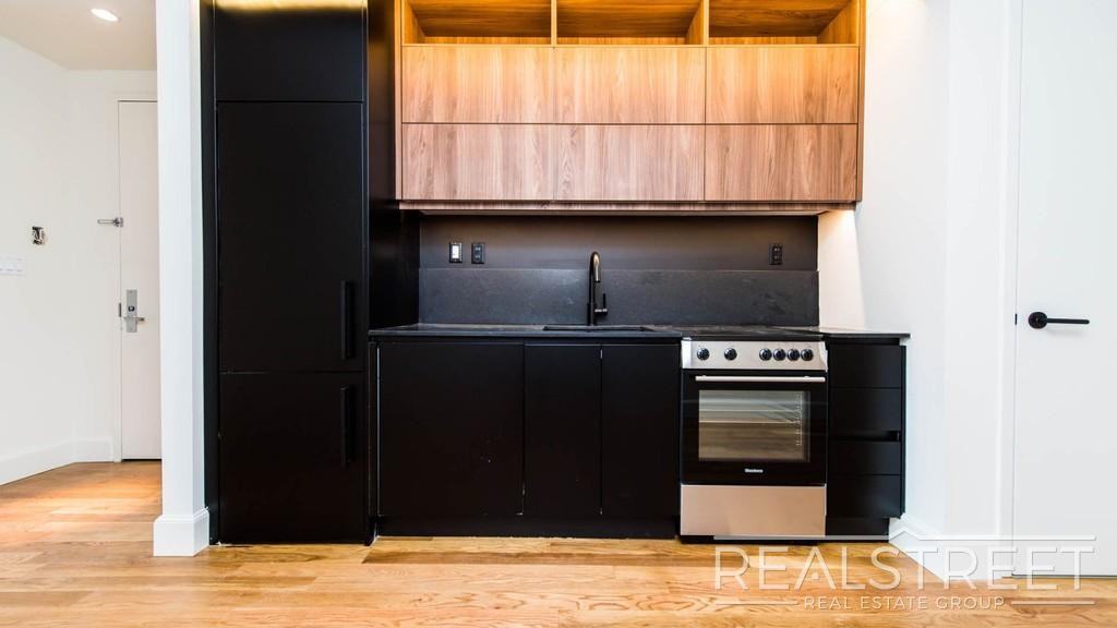 1 Duffield St #301 - Photo 2 of 11