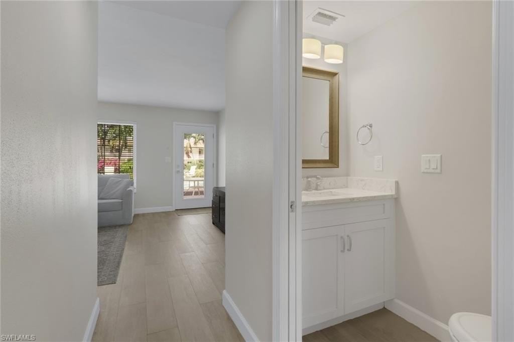 230 3rd Ave S #4 - Photo 7 of 22