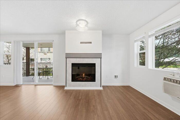 760 Nw 185th Ave #207 - Photo 6 of 39