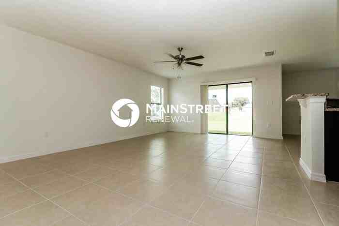 8229 Silverbell Loop - Photo 4 of 16