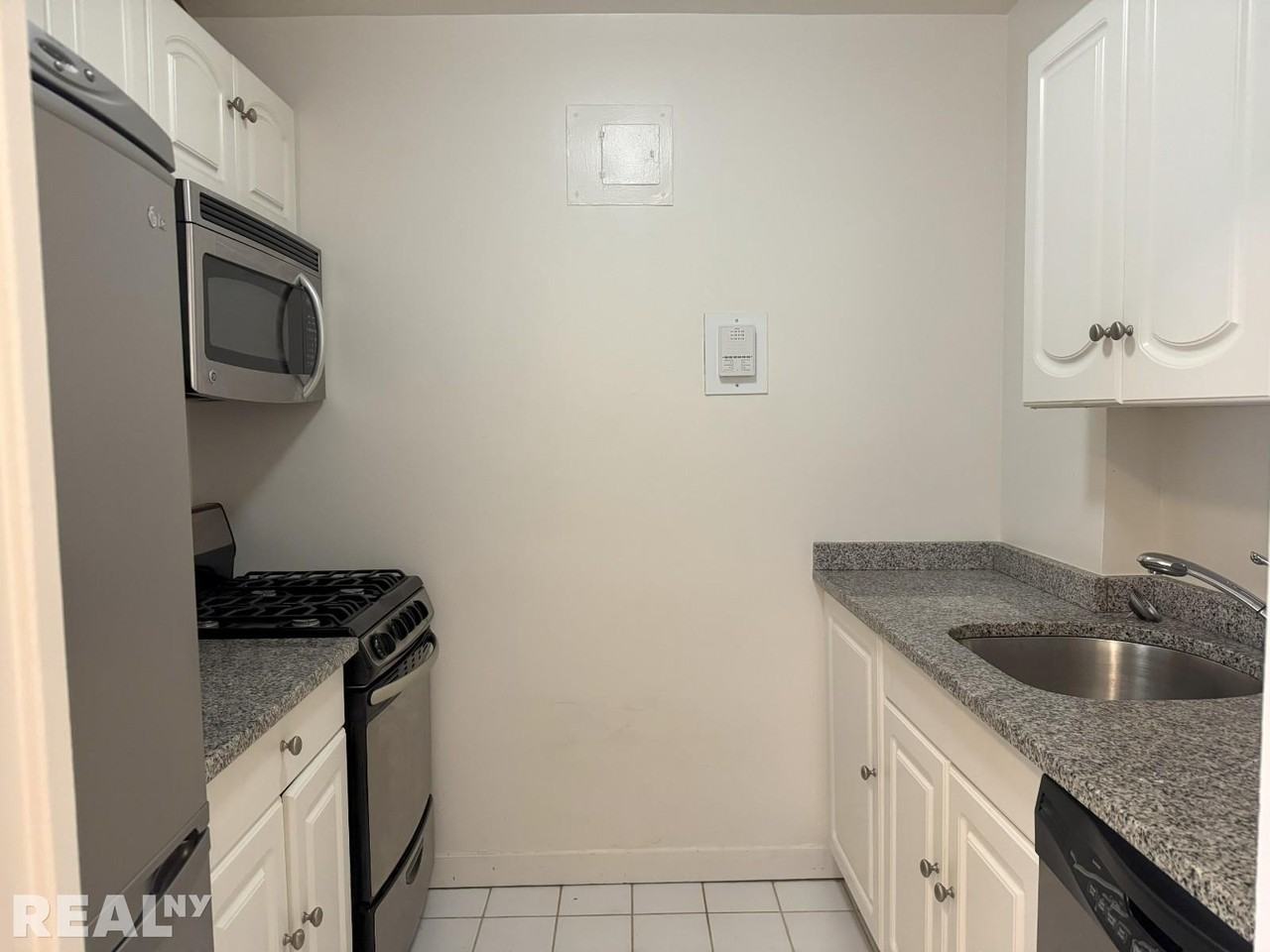 4th Ave #10N - Photo 2 of 4