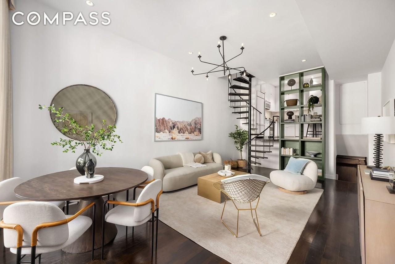 8 Charles Ln #C - Photo 3 of 18