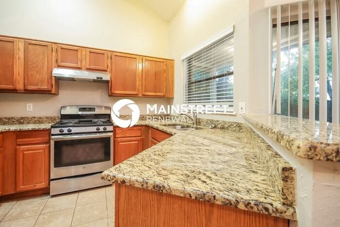19319 Cypress Arbor Ct - Photo 6 of 17