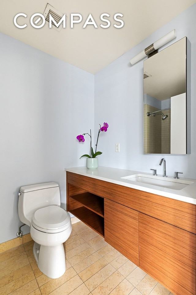 20 Henry St #2BN - Photo 7 of 11