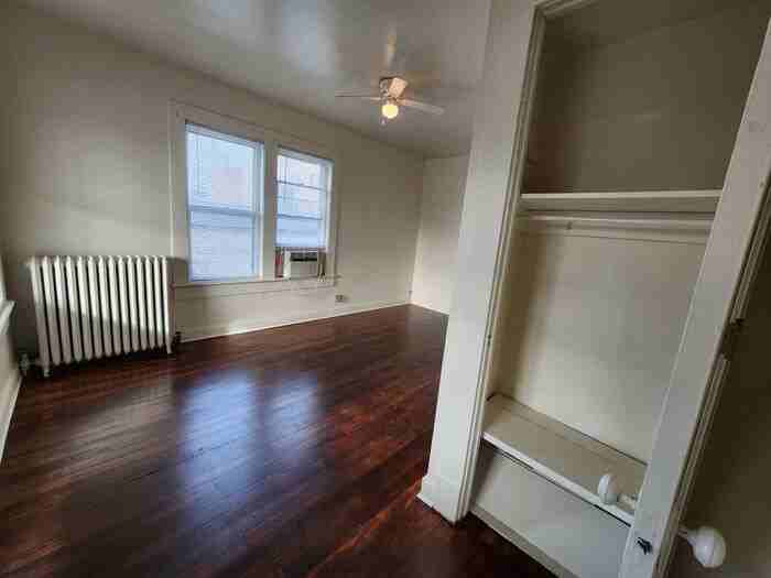 720 Walnut St #02 - Photo 4 of 7