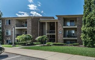 featured image of 2605 Greenstone Blvd #212