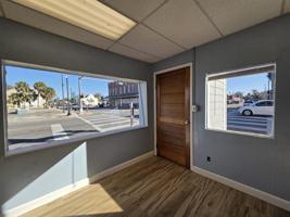 featured image of 131 N Jefferson St