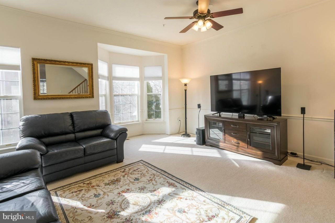 2715 Summers Ridge Dr - Photo 3 of 17