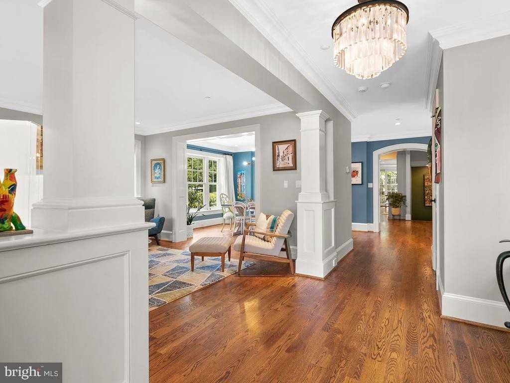 4400 Elm St - Photo 3 of 50