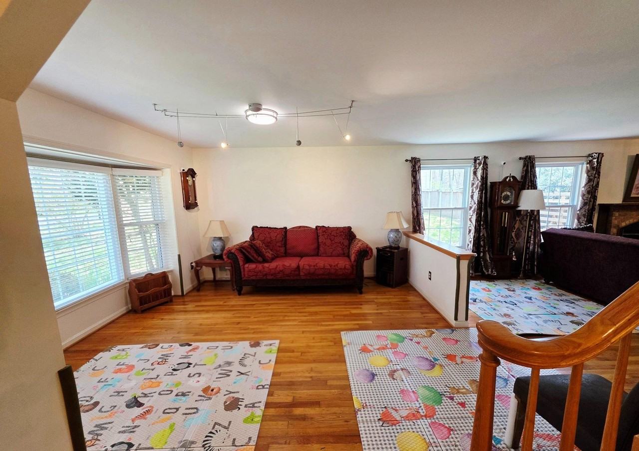 8120 Paisley Pl - Photo 4 of 50