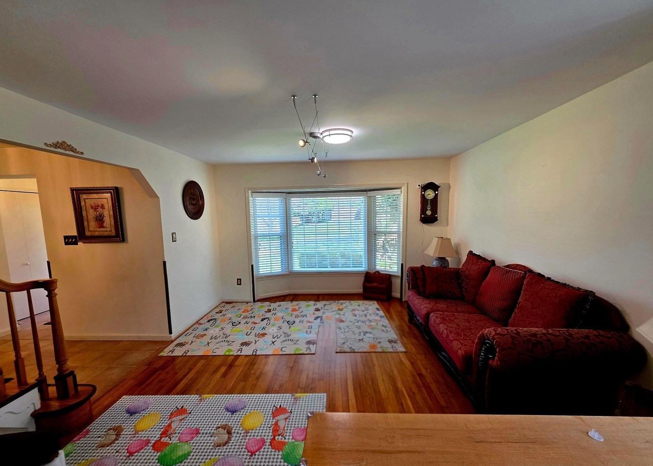 8120 Paisley Pl - Photo 5 of 50
