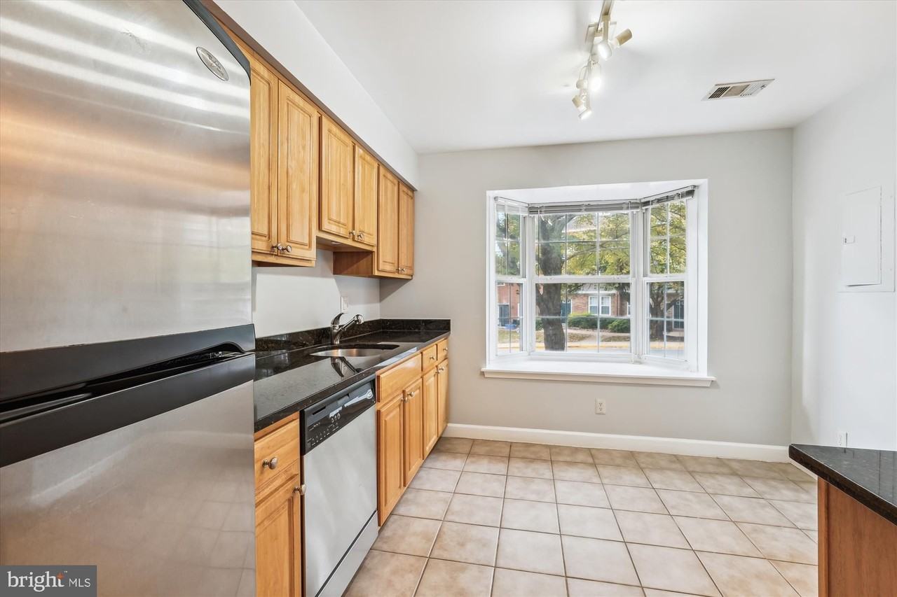 3810 Chesterwood Dr #3810 - Photo 7 of 26