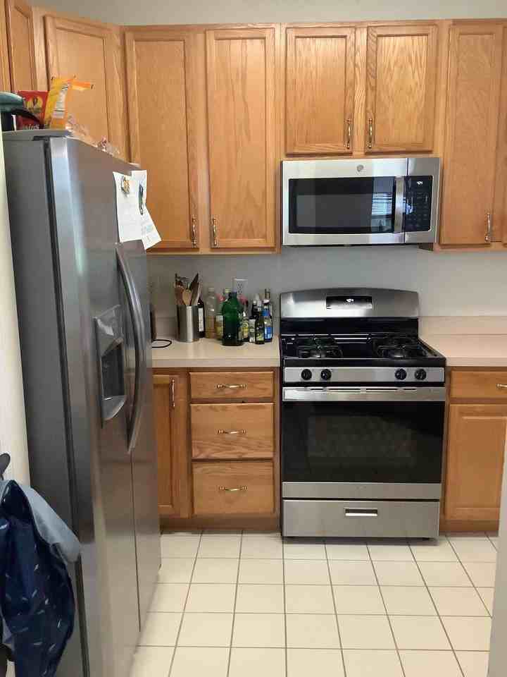 51 Heath Ct - Photo 7 of 18