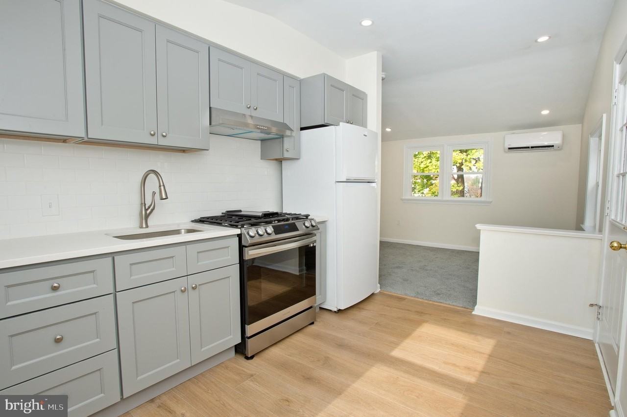 2530 Chestnut Ave 2nd Fl - Photo 4 of 20