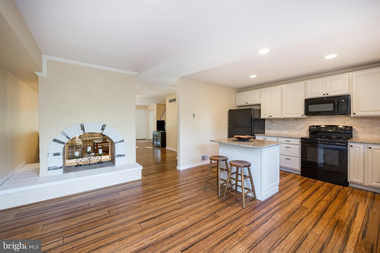 3930 Gatehouse Ln - Photo 3 of 29