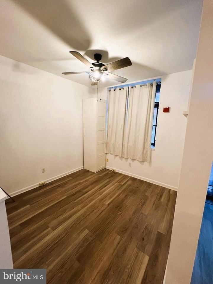 1453 N 4th St #A - Photo 5 of 20