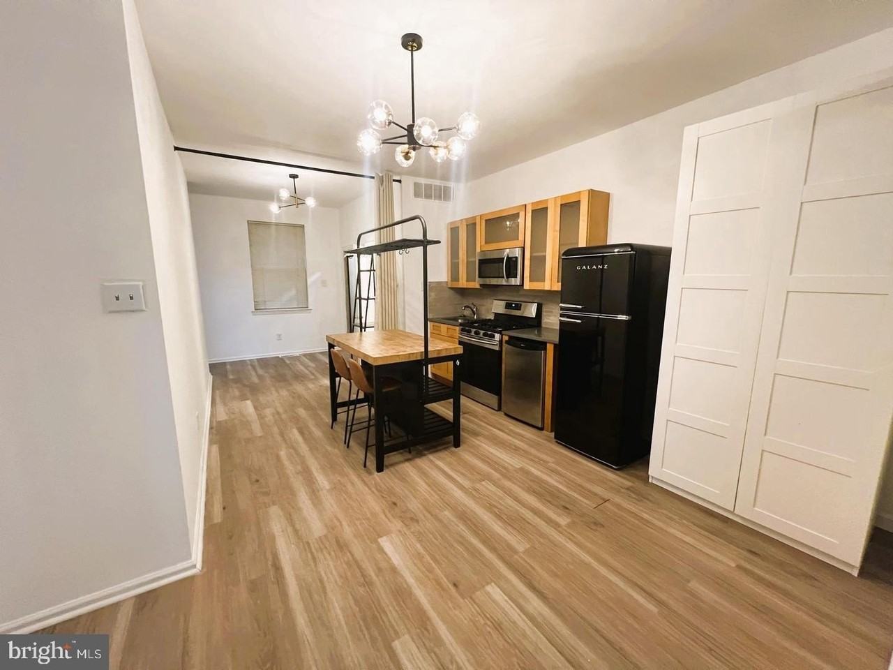 1453 N 4th St #A - Photo 7 of 20