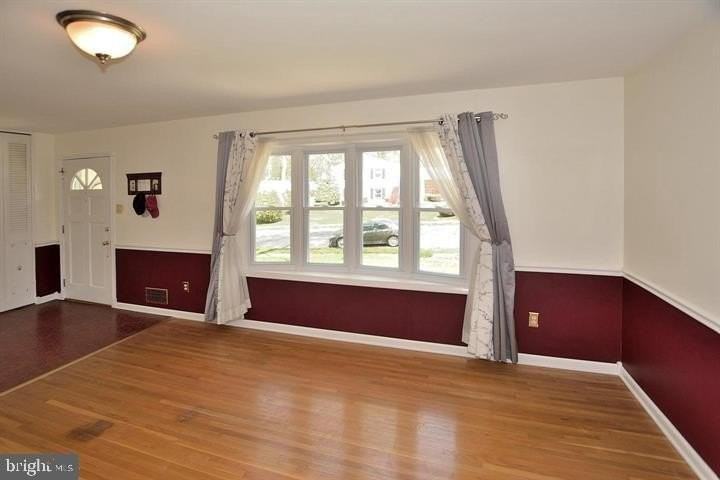 8303 Brixton St - Photo 2 of 5