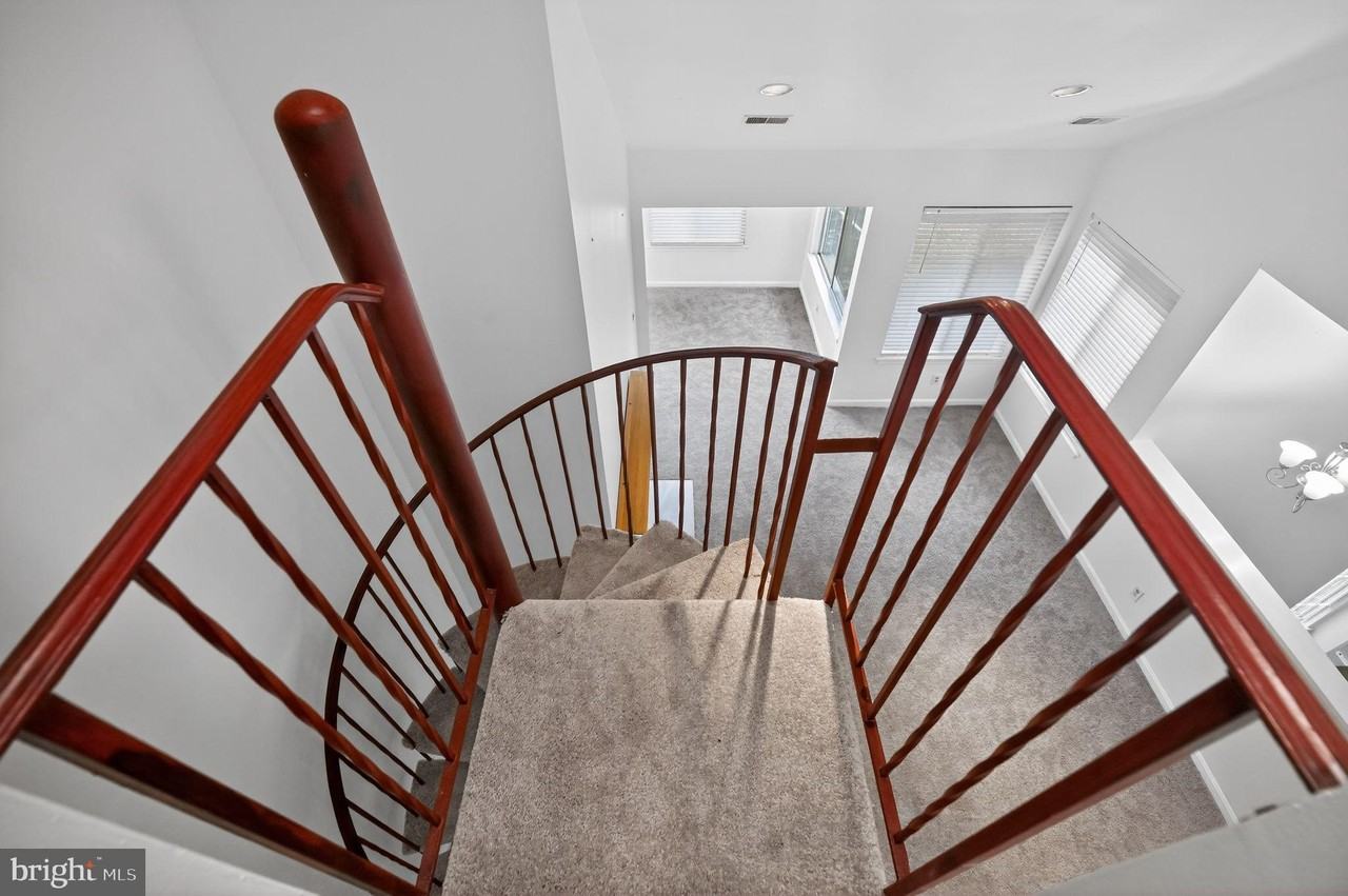 12202 Fort Buffalo Cir #528 - Photo 6 of 15