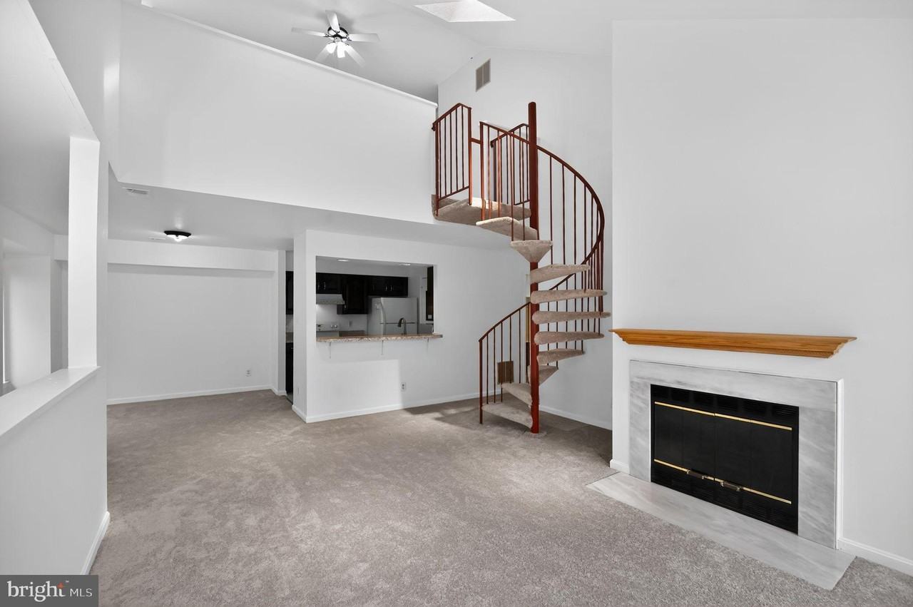12202 Fort Buffalo Cir #528 - Photo 7 of 15