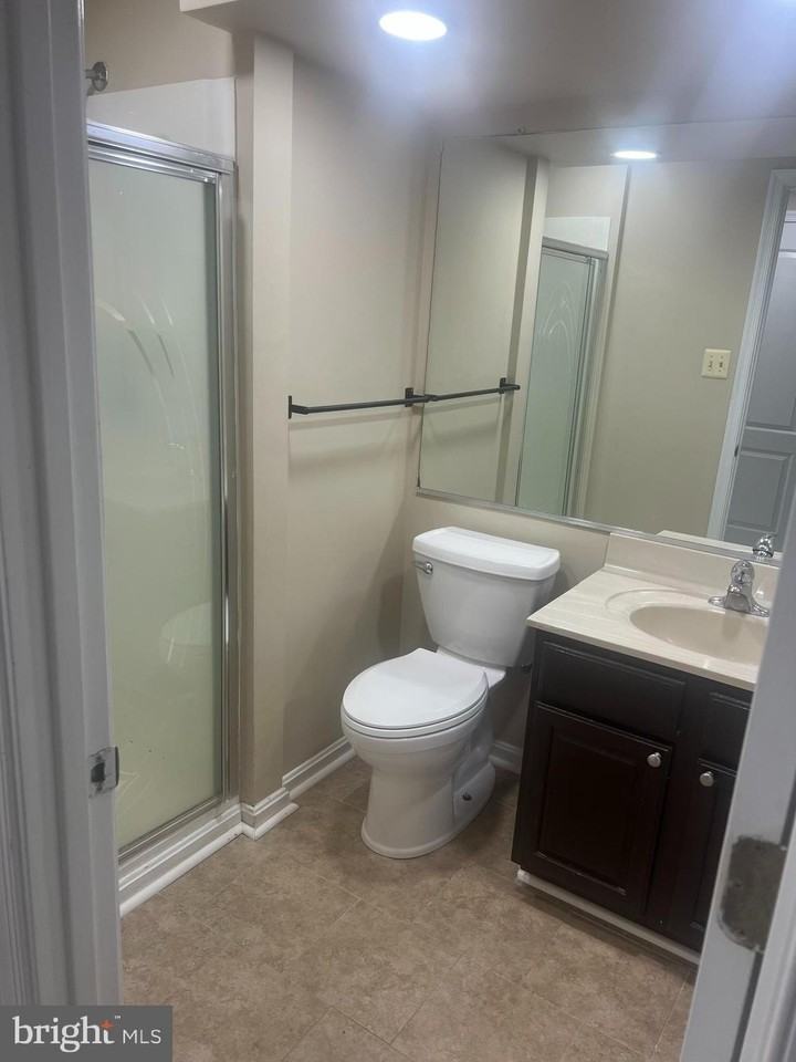 14560 Granville Ln - Photo 6 of 8