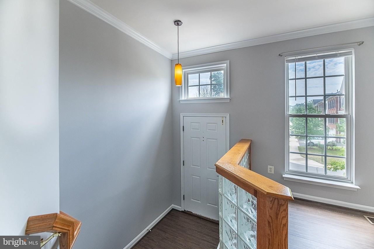 24635 Kings Canyon Sq - Photo 6 of 50