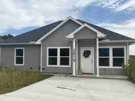 featured image of 2619 Creekview Dr #1