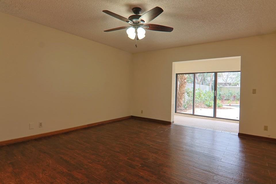 620 Hastings Street - Photo 7 of 9