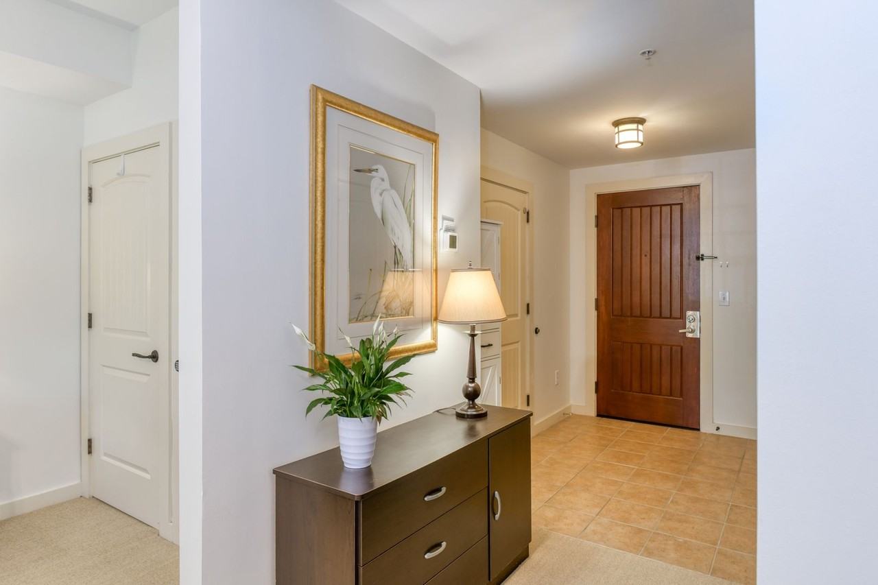945 Registry Blvd - Photo 5 of 31
