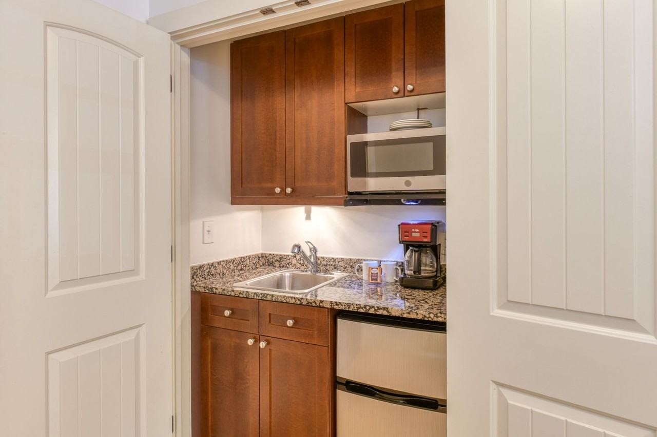 945 Registry Blvd - Photo 6 of 31
