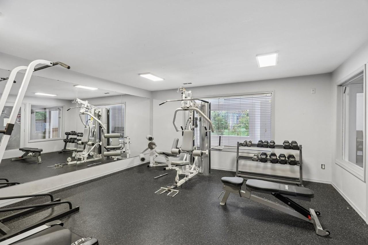Poplar Lane Apartments - Photo 4 of 50