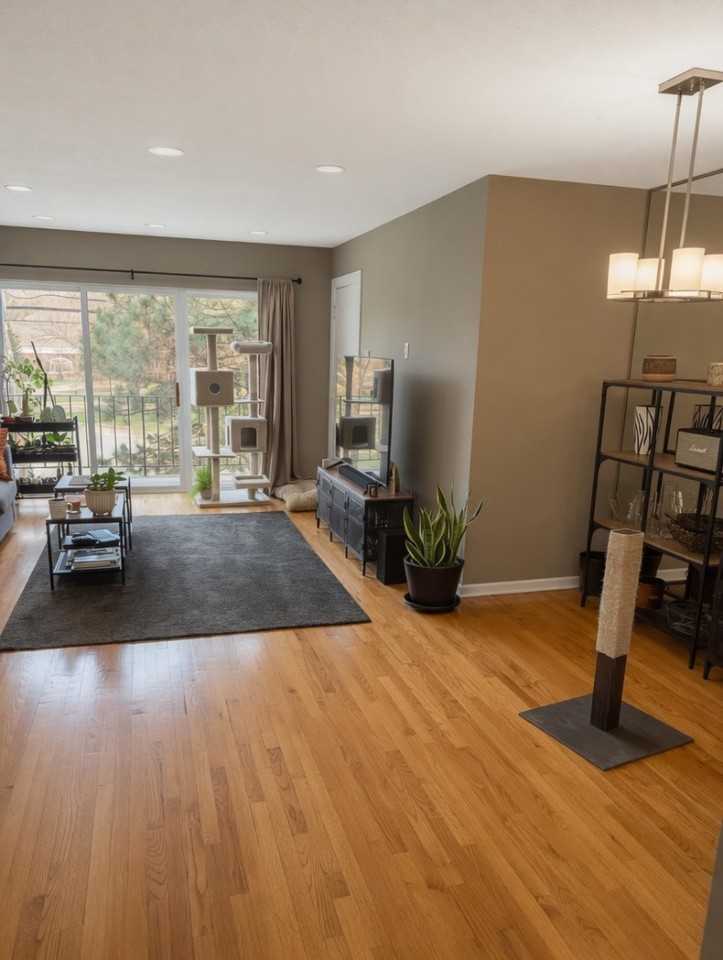 3245 Milwaukee Ave - Photo 5 of 20