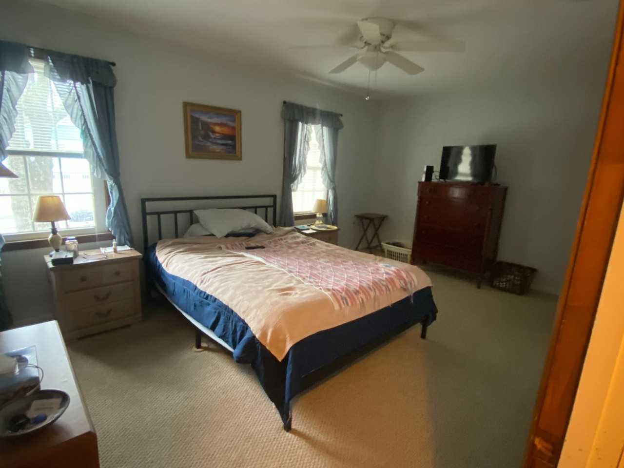 4403 Lakeside Dr - Photo 4 of 8