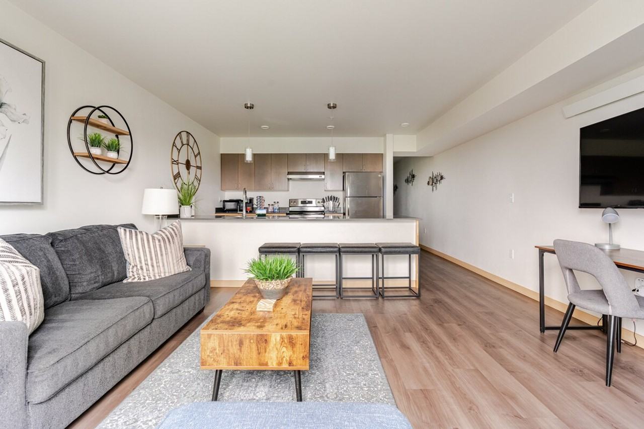 1801 S Mcclellan St #1284572P - Photo 5 of 50