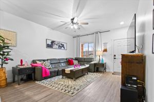 featured image of 3962 N Mckinley Park Ave