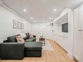 featured image of 217 Geary Ave