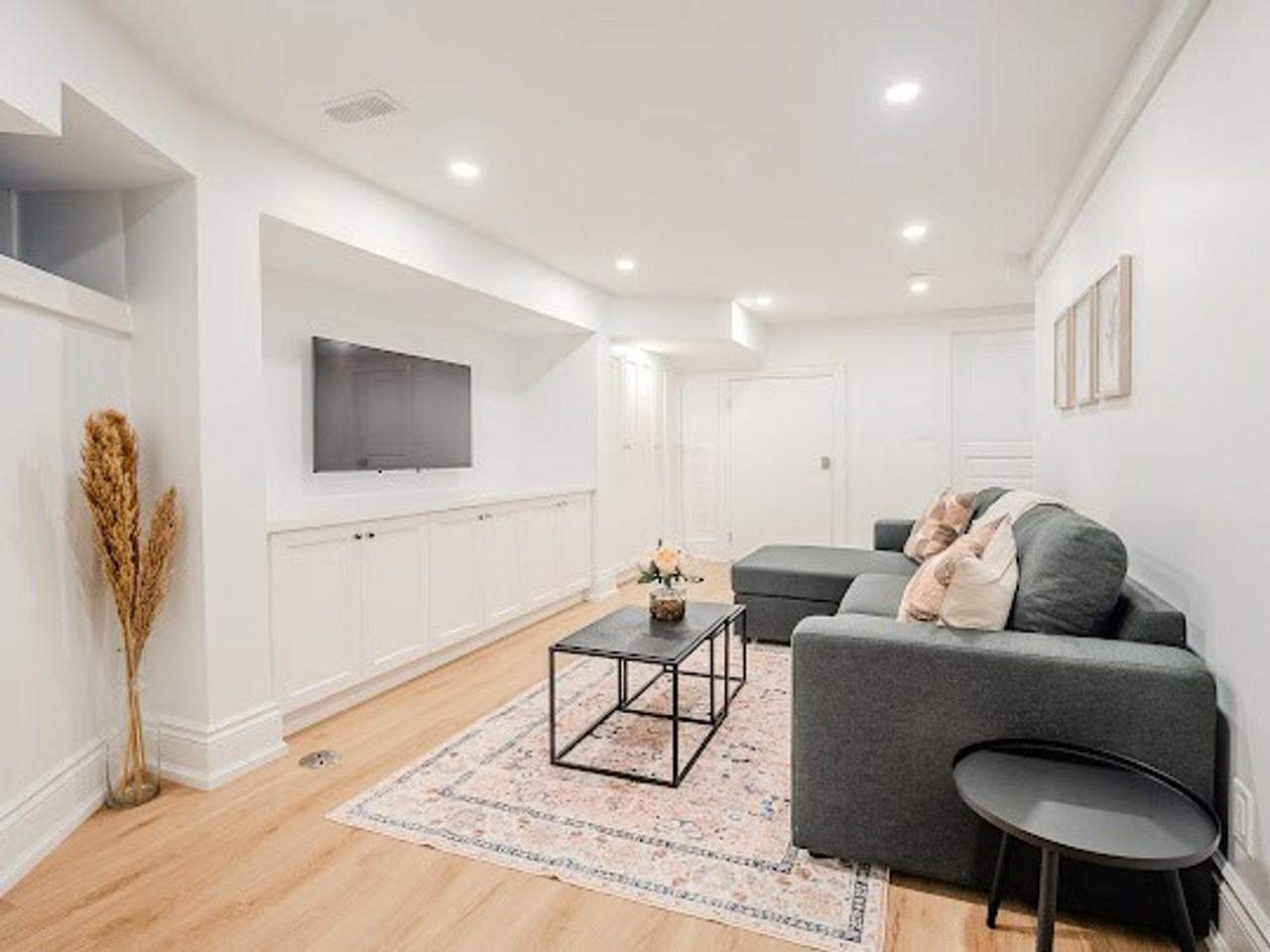 217 Geary Ave #1374799P - Photo 2 of 49