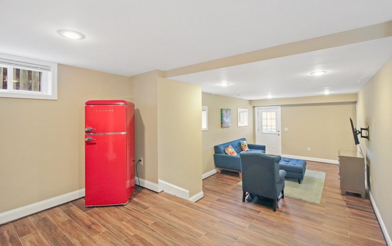 624 S Washington St #1395358P - Photo 6 of 50