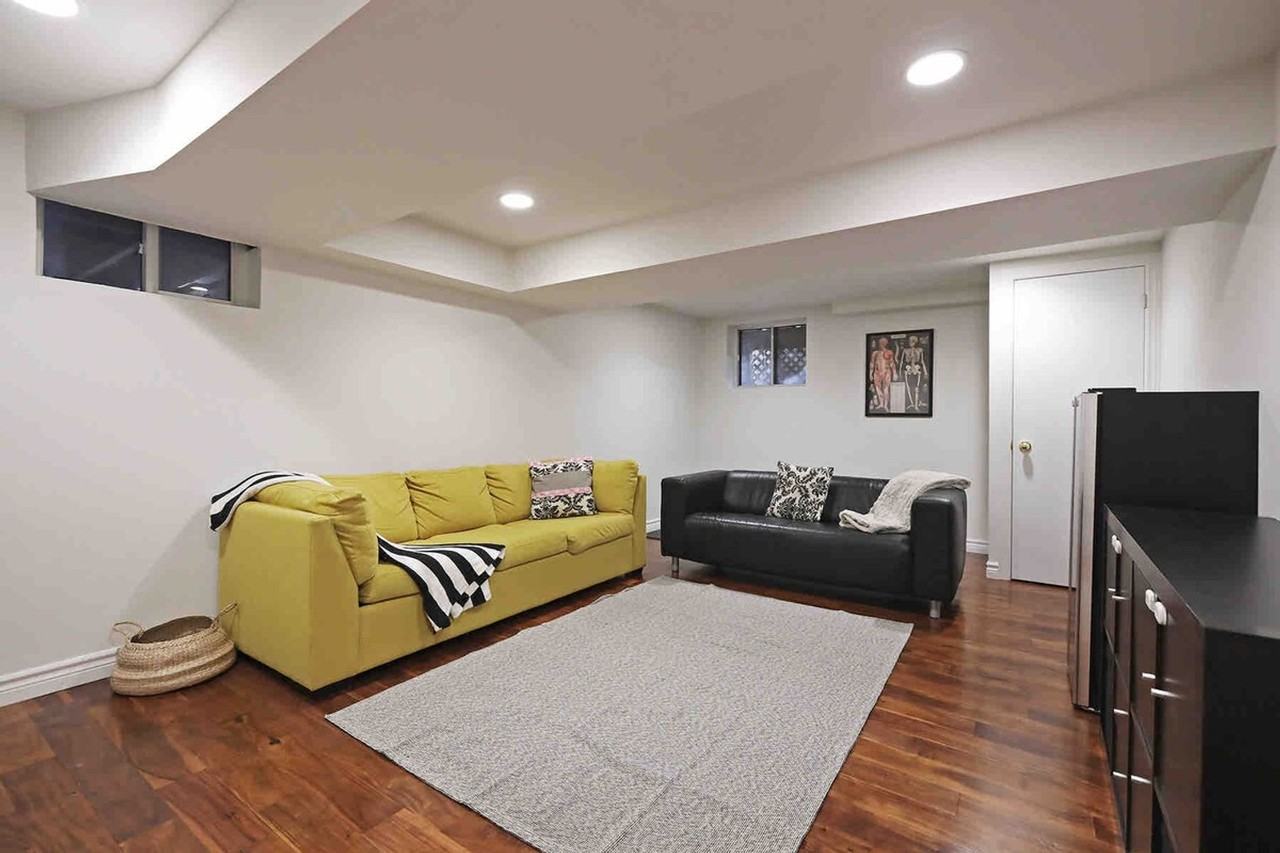 19 Glen Gordon Rd #1513099P - Photo 3 of 21