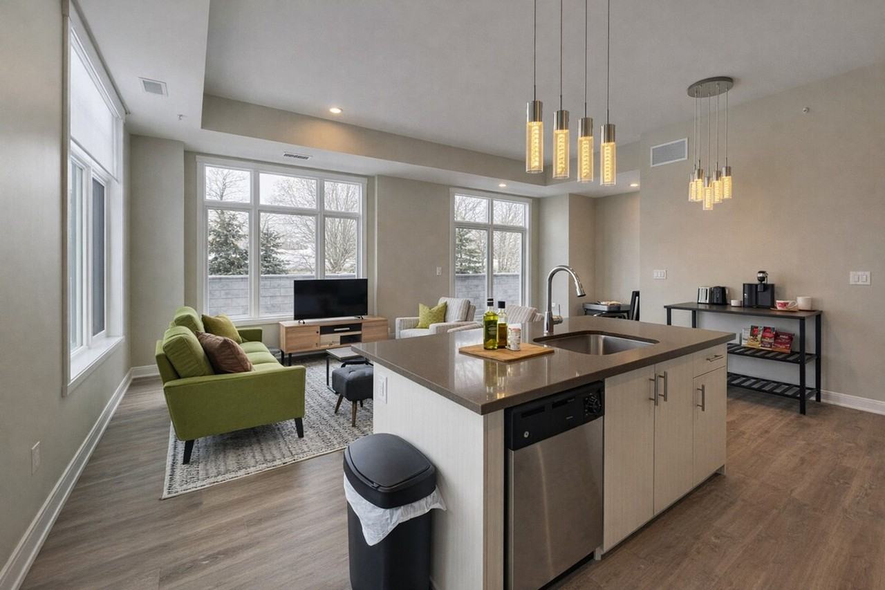 481 Plains Rd E #1513123P - Photo 4 of 17