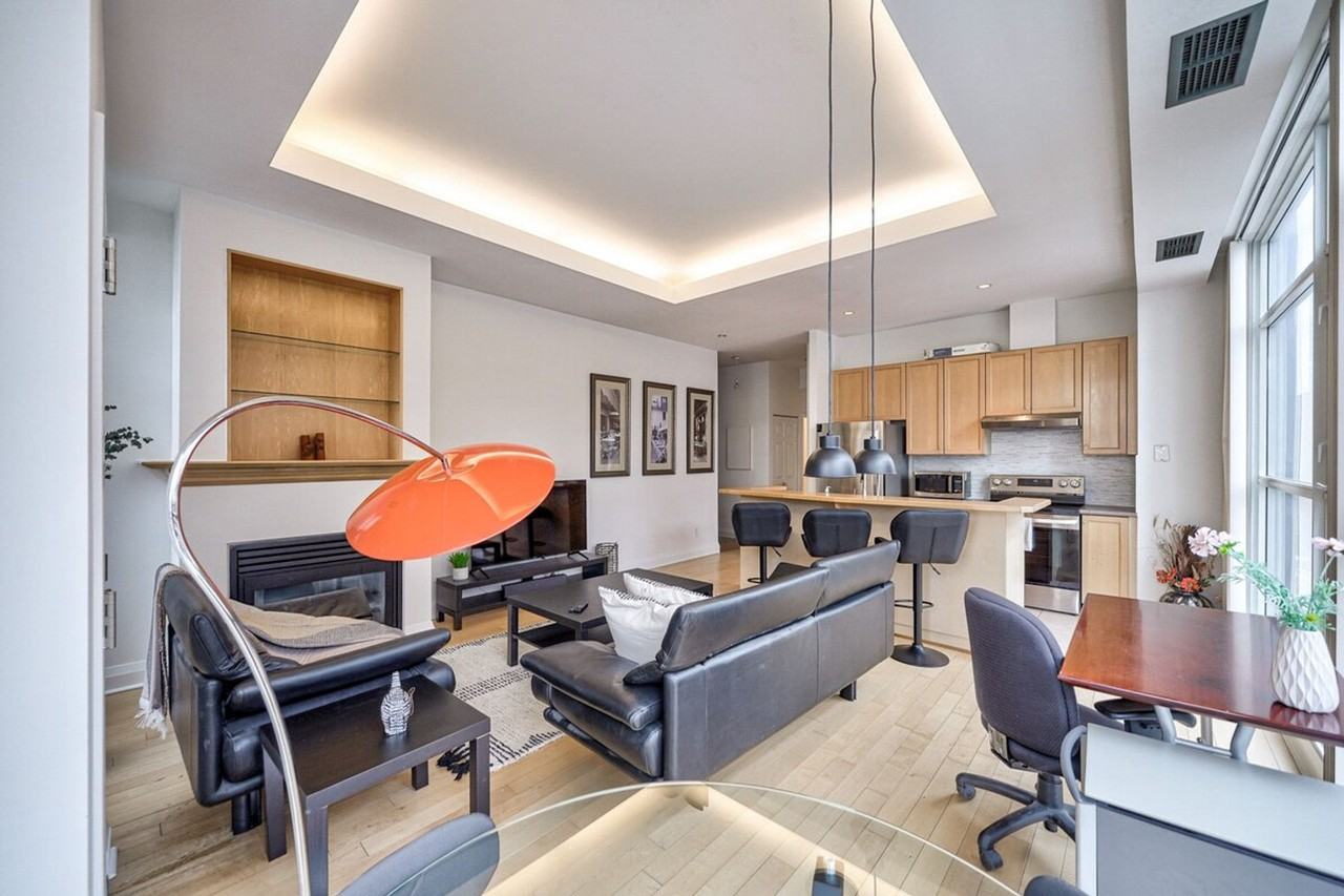 8 Wellesley St E #1513104P - Photo 5 of 25