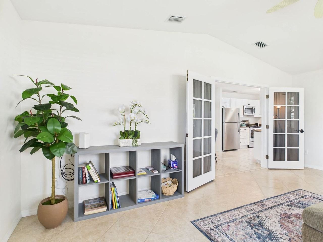 1522 Yucatan Way #1525265P - Photo 4 of 40