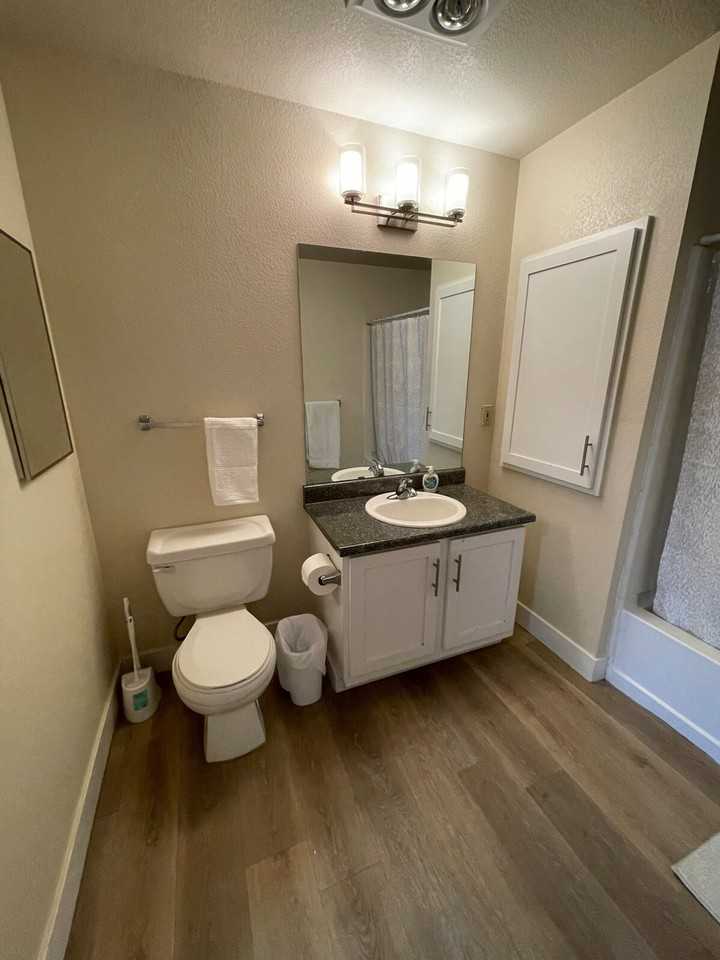 604 N Columbia Center Blvd #1505665P - Photo 4 of 24